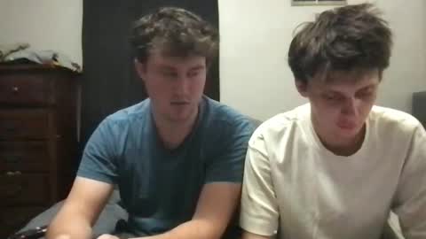 Snapshot of d_dart chatting on October 28, 2025, 3:36 pm Aeboy12 online show from October 28, 2025, 3:36 pm