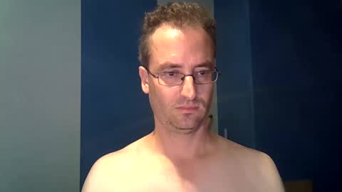 Snapshot of daanschr chatting on September 21, 2025, 5:14 pm daanschr online show from September 21, 2025, 5:14 pm