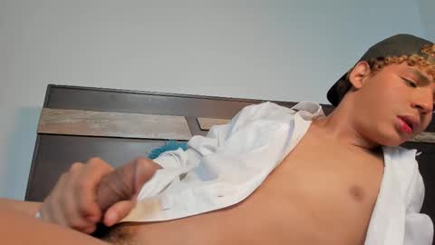 Dark Eros online show from November 29, 2025, 9:40 pm