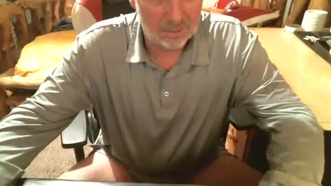 dabaatendae online show from December 4, 2025, 5:06 am