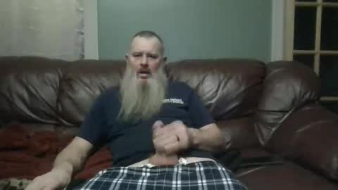 dachshund01 online show from December 5, 2025, 3:59 am