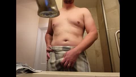 DadBod47 online show from December 5, 2024, 4:44 pm