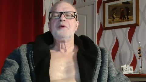 Snapshot of daddiescockforyou chatting on January 5, 2025, 8:42 pm Brian ... online show from January 5, 2025, 8:42 pm