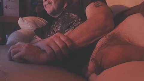 Snapshot of daddiesmonstercock chatting on January 12, 2025, 3:49 am daddiesmonstercock online show from January 12, 2025, 3:49 am