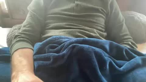 Snapshot of daddnextdoor chatting on February 24, 2025, 4:04 pm daddnextdoor online show from February 24, 2025, 4:04 pm