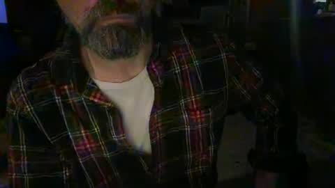 Snapshot of daddnextdoor chatting on September 28, 2025, 4:51 am daddnextdoor online show from September 28, 2025, 4:51 am