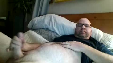 daddo1234 online show from June 6, 2026, 7:02 am