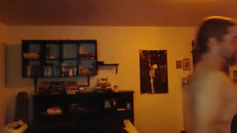 Snapshot of daddy_werewolf chatting on April 10, 2026, 7:02 am daddy_werewolf online show from April 10, 2026, 7:02 am