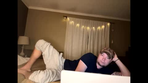 DaddyCam33 online show from January 5, 2025, 11:48 am