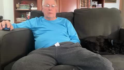 Snapshot of daddycok4 chatting on November 12, 2025, 5:02 pm DaddyCok4 online show from November 12, 2025, 5:02 pm