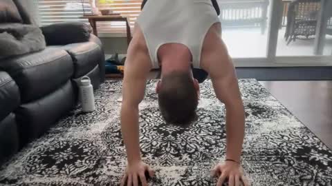 Snapshot of daddygmoney6969 chatting on December 5, 2024, 1:06 pm daddygmoney6969 online show from December 5, 2024, 1:06 pm