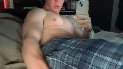 Snapshot of daddygmoney6969 chatting on December 9, 2024, 12:12 am daddygmoney6969 online show from December 9, 2024, 12:12 am