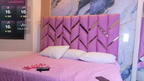 JAZMIN online show from November 1, 2025, 7:16 pm