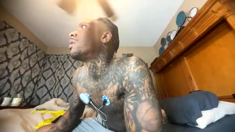 sexy tatted king bbc online show from April 26, 2026, 5:16 am