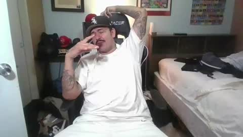 daddyjayare760 online show from March 3, 2025, 1:42 pm