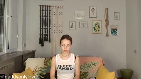 Zoe online show from November 11, 2025, 9:15 pm