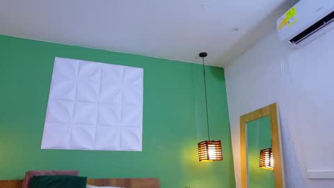 Snapshot of daddys_little_secrett chatting on January 28, 2025, 2:21 pm Valen online show from January 28, 2025, 2:21 pm