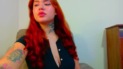 Snapshot of daddys_little_secrett chatting on September 14, 2025, 1:38 am Valen online show from September 14, 2025, 1:38 am