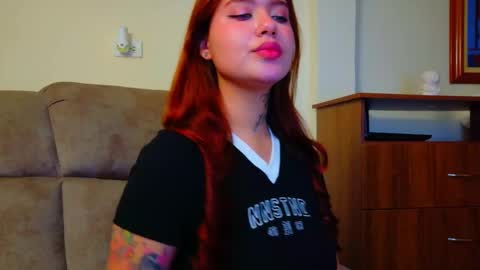 Valen online show from March 30, 2026, 1:28 am