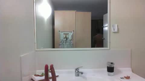 Snapshot of daddys_secret_doll chatting on November 11, 2025, 1:33 pm daddys_secret_doll online show from November 11, 2025, 1:33 pm