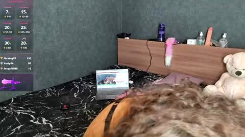 daddysgirl9978 online show from May 23, 2026, 1:04 pm