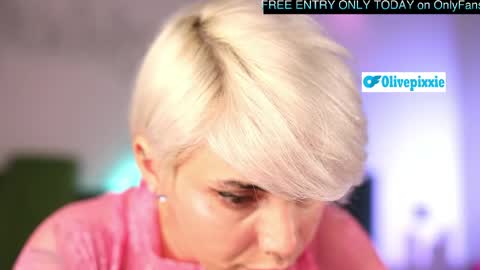 daddyspixxie online show from June 1, 2026, 7:26 pm