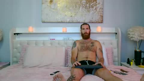 Snapshot of daddyunlocked chatting on October 2, 2025, 3:30 pm daddyunlocked online show from October 2, 2025, 3:30 pm