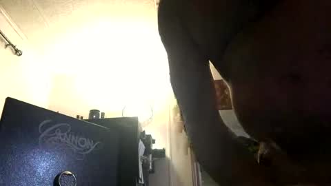 daddywhite88 online show from June 26, 2026, 2:05 am