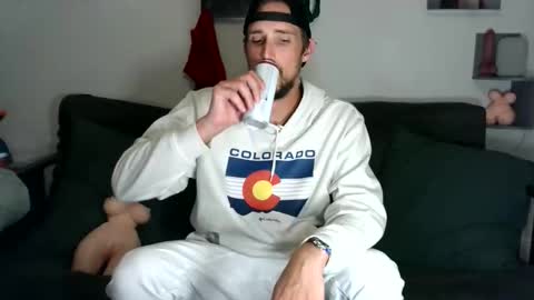 DadGoesWild online show from May 13, 2026, 2:31 am