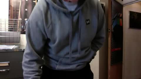 Snapshot of dadooronron69 chatting on October 12, 2025, 12:15 pm dadooronron69 online show from October 12, 2025, 12:15 pm