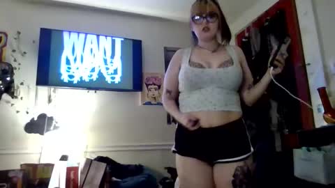 dadsdoll2 online show from March 26, 2026, 1:01 am