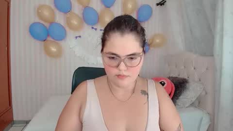 daeneryslove_doll online show from October 12, 2025, 4:22 am