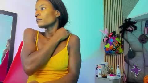 daffnelewis online show from October 17, 2025, 11:24 am