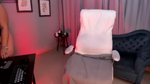Dafne online show from July 3, 2026, 1:50 pm