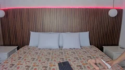 dafne_evaans online show from May 24, 2026, 11:48 am