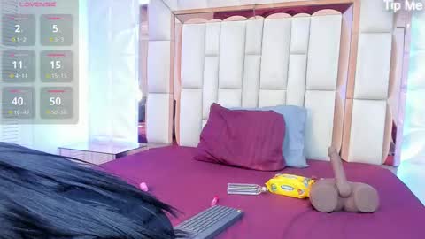 Dafnee online show from November 12, 2025, 12:16 pm