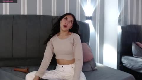 Snapshot of dafnee_e chatting on February 9, 2025, 9:17 pm dafnee_e online show from February 9, 2025, 9:17 pm