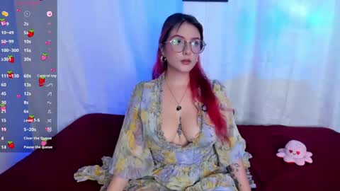 Dafne Moon online show from June 25, 2026, 5:12 am