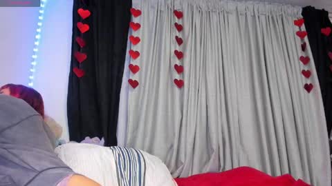 Dafnne online show from May 2, 2026, 12:59 am