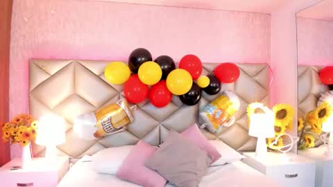 Dafnne online show from September 30, 2025, 4:28 am