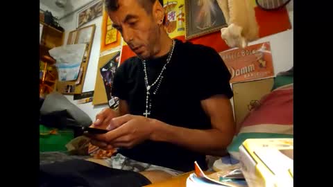 dag1983 online show from December 16, 2024, 4:45 am