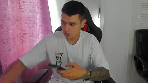 my name is Jhon and I live in colombia online show from June 7, 2026, 8:23 pm