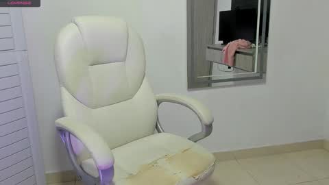 Dahian  online show from October 20, 2025, 1:22 pm