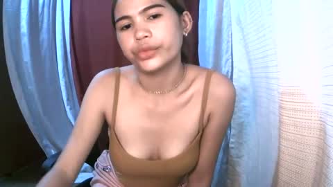 Snapshot of dahlia_123 chatting on December 6, 2024, 4:47 am Im Dahlia online show from December 6, 2024, 4:47 am