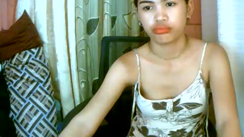 Snapshot of dahlia_123 chatting on December 9, 2024, 12:30 pm Im Dahlia online show from December 9, 2024, 12:30 pm