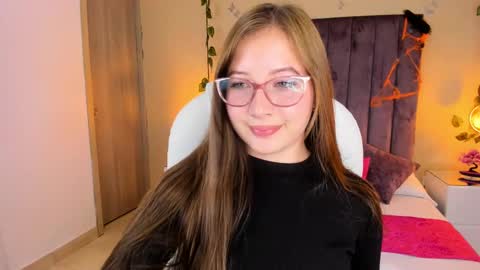 Dahlia online show from October 3, 2025, 11:24 pm