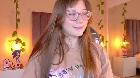 Snapshot of dahlia_rousse chatting on July 9, 2026, 6:06 am Dahlia online show from July 9, 2026, 6:06 am
