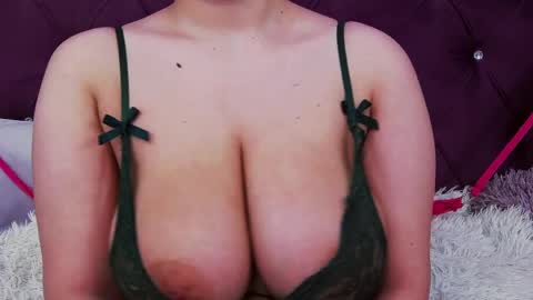 Daiana Kimberly online show from April 9, 2026, 4:34 am