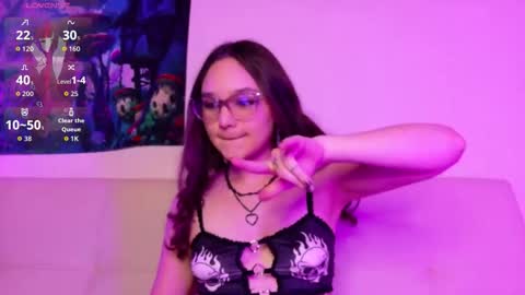 Natalia  online show from October 18, 2025, 12:57 am