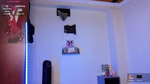 Natalia  online show from November 4, 2025, 11:15 pm